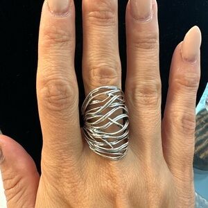 Elegant Silver Wave Ring